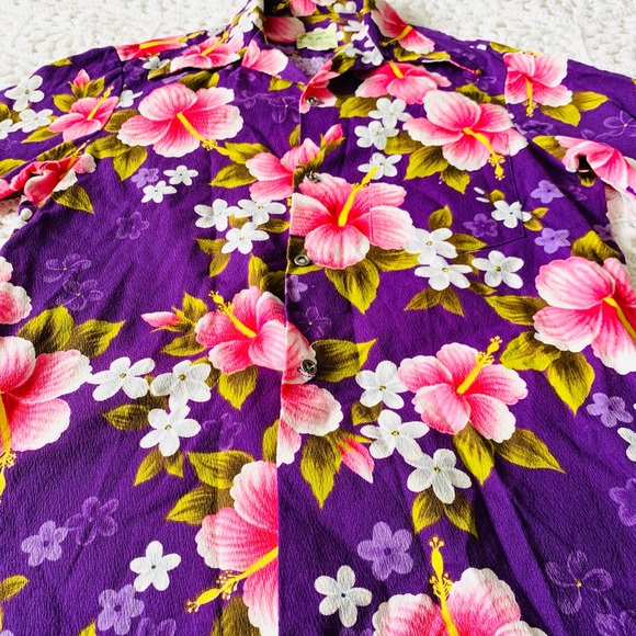 Vintage made in Hawaii Ui-Maikai short sleeve dress shirt. - Picture 7 of 9